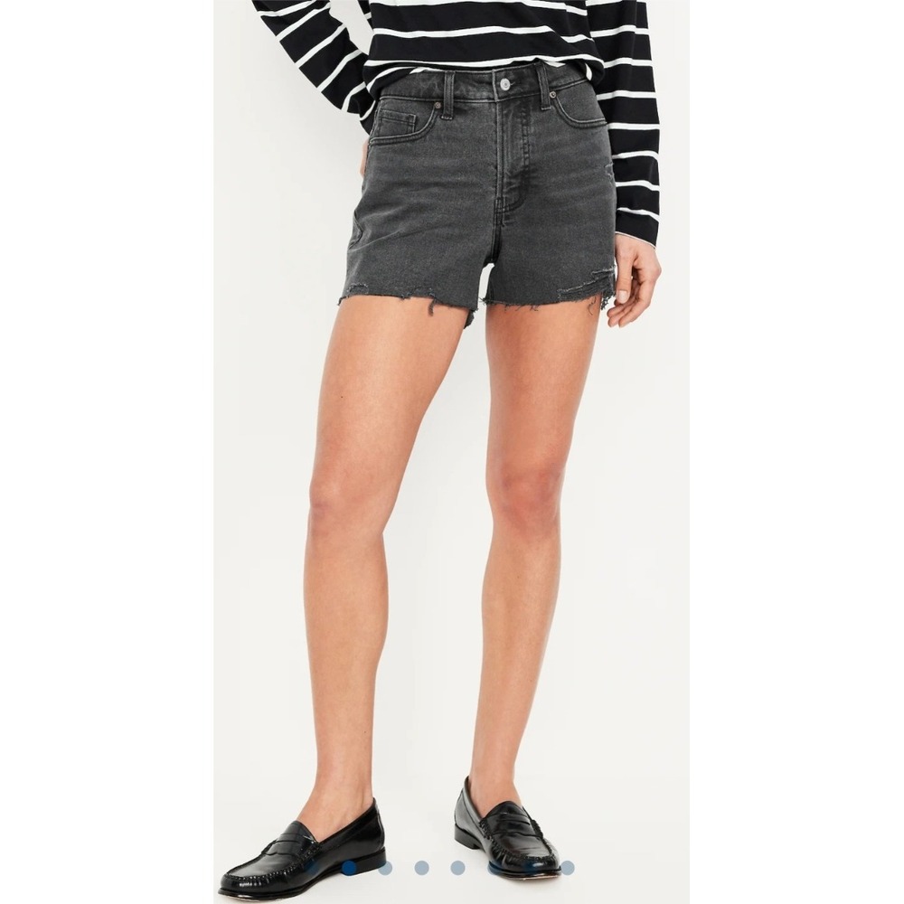 Old Navy High-Rise Denim Shorts‎ Distressed Frayed Hem Black Wash Size 16 NWT